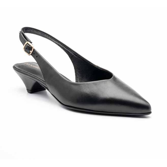 Slingback nera in pelle con tacco basso e punta affusolata